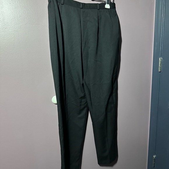 Briggs New York Women’s Elegant Black Dress Pants - Picture 3 of 3
